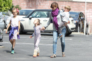 Mom-on-the-go Jennifer Garner brings the kids to a doctor's appointment