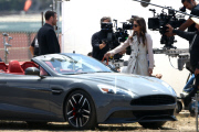 *EXCLUSIVE* Liev Schreiber and Katie Holmes make a business transaction in "Ray Donovan"