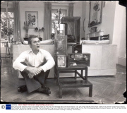 Actor Tony Curtis 1972 Actor Tony Curtis Talked Length For The First Time Yesterday About His Secret Passion - Art. The 47 Year Old Star Never Goes To Bed In His 100 000 London Home Until He Has Finished Yet Another Drawing Or Painting. The Poor Boy