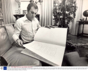 Actor Tony Curtis 1972 Actor Tony Curtis Talked Length For The First Time Yesterday About His Secret Passion - Art. The 47 Year Old Star Never Goes To Bed In His 100 000 London Home Until He Has Finished Yet Another Drawing Or Painting. The Poor Boy