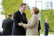 Merkel welcomes UK PM Cameron in Berlin.