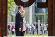 Merkel welcomes UK PM Cameron in Berlin.