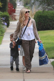 *EXCLUSIVE* Sarah Michelle Gellar takes her children to a birthday party