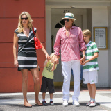 Rod Stewart makes it a Family Day in Beverly Hills