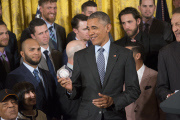 Obama receives San Francisco Giants