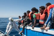 Immigrants rescued in Strait of Sicily