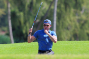 *EXCLUSIVE* Zac Efron shows off his impressive golf skills in Hawaii 