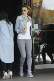 Paige Butcher and Eddie Murphy get a daily dose of caffeine at Starbucks