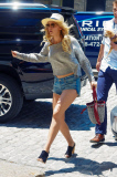 Jennifer Lawrence goes house shopping in Daisy Dukes