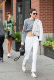 *EXCLUSIVE* Hailey Baldwin gets a lift with Jaden Smith and Kendall Jenner