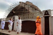 India : Widows tour to Golghar