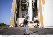 SPACE GIRLS SPACE WOMEN - SPACE THROUGH THE EYES OF WOMEN