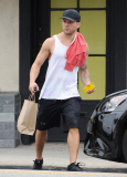 Ryan Phillippe Has A Healthy Morning 