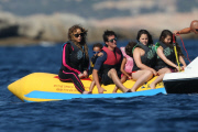 Mariah Carey en vacances, en famille, en Sardaigne. Lafata