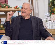 'Lorraine' ITV TV Programme, London, Britain. - 18 Dec 2014