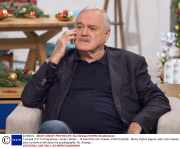 'Lorraine' ITV TV Programme, London, Britain. - 18 Dec 2014