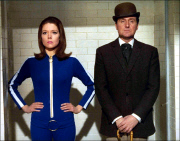 Série TV "Chapeau melon et bottes de cuir". Coll. Pelé. W