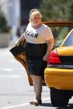 *EXCLUSIVE* Dakota Johnson and Rebel Wilson on the set of "How to Be Single" **NO Australia**