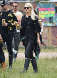 FAMEFLYNET - Poppy Delevingne Seen At Glastonbury 2015
