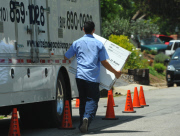 Moving Trucks back at Jennifer Garner and Ben Affleck Home amidst Persistent Break-up Rumors **NO UK**