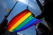 Long Beach celebrates ruling on marriage equality