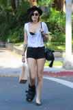*EXCLUSIVE* Rumer Willis visits a hair salon with a stress fracture in her foot
