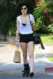 *EXCLUSIVE* Rumer Willis visits a hair salon with a stress fracture in her foot