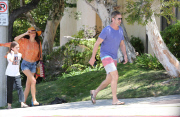 PREMIUM EXCLUSIVE Gerard Butler treats girlfriend Morgan Brown and her daughter to lunch