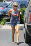 *EXCLUSIVE* Denise Richards looking slimmer than ever!