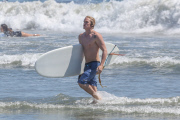 *EXCLUSIVE* Cody Simpson has a beach day with his buds in Venice