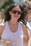 *EXCLUSIVE* Pretty girl Rachel Bilson is a casual beauty on Fourth of July weekend
