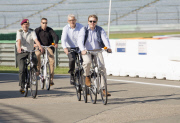 Willem Alexander auf dem Fahrrad