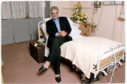 Omar Sharif - Actor - 1993 Egyptian Actor Omar Shariff Recovering From Heart Surgery... Picture Desk ** Pkt1446- 054908