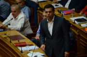 Greece: Greek lawmakers vote for the acceptance of new memorandum agreement