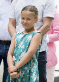 Royale Familie bei der Reiterparade auf Schloss Grasten
