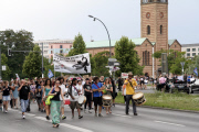 Protest gegen das Abschlachten der Grindwale in Berlin