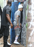 PREMIUM EXCLUSIVE Justin Bieber wearing shocking socks at skate park with Hailey Baldwin 