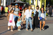 Jessica Alba spends the day with her girls at The Grove