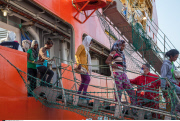 Italy 800 migrants rescued from Libyan sea