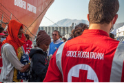 Italy 800 migrants rescued from Libyan sea