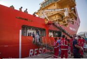 Italy 800 migrants rescued from Libyan sea