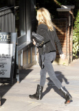 EXC - KATE MOSS AT COTE DE BRASSERIE RESTAURANT IN HIGHGATE