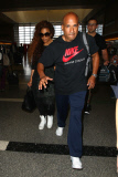 Janet Jackson gets plenty of protection at LAX **NO UK**