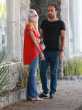 Tara Reid enjoys an after lunch cigarette