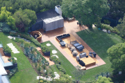 PREMIUM EXCLUSIVE Views of Jennifer Aniston and Justin Theroux's home morning after backyard wedding 