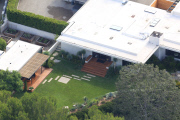 PREMIUM EXCLUSIVE Views of Jennifer Aniston and Justin Theroux's home morning after backyard wedding 