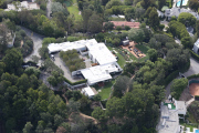 PREMIUM EXCLUSIVE Views of Jennifer Aniston and Justin Theroux's home morning after backyard wedding 