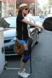 Cobie Smulders steps out despite knee injury