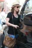 Cobie Smulders steps out despite knee injury
