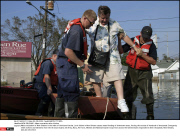 NEW ORLEANS : Mass evacuation after Katrina